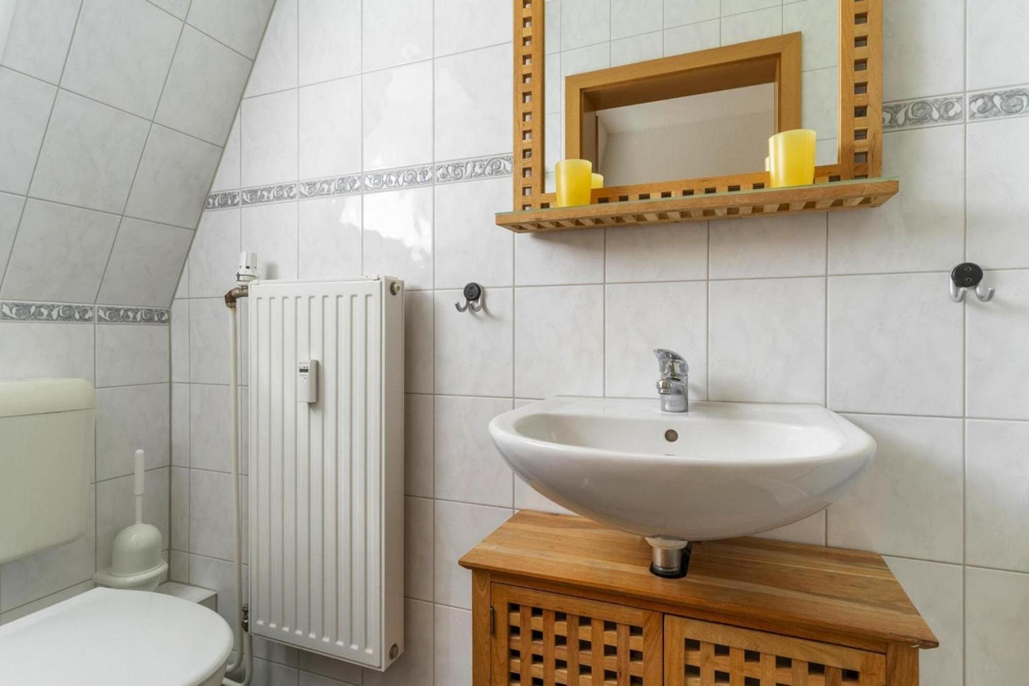 Apartment Busum Bagian luar foto