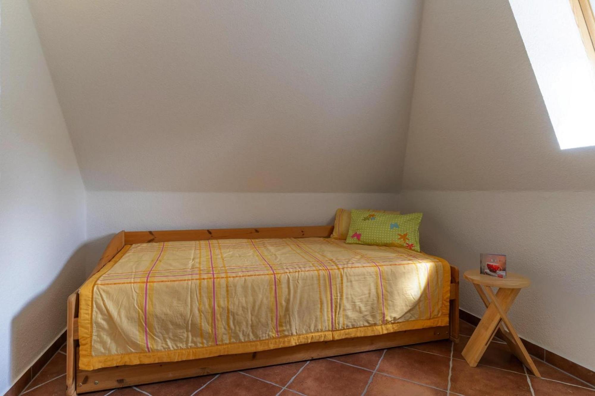Apartment Busum Bagian luar foto
